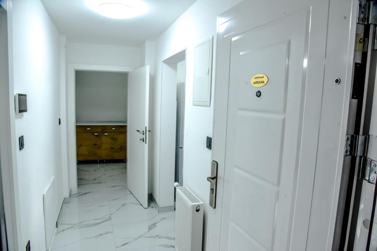 Luxury Villa M&B Tuzla Eksteriør billede