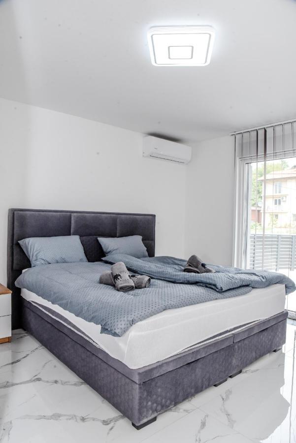 Luxury Villa M&B Tuzla Eksteriør billede