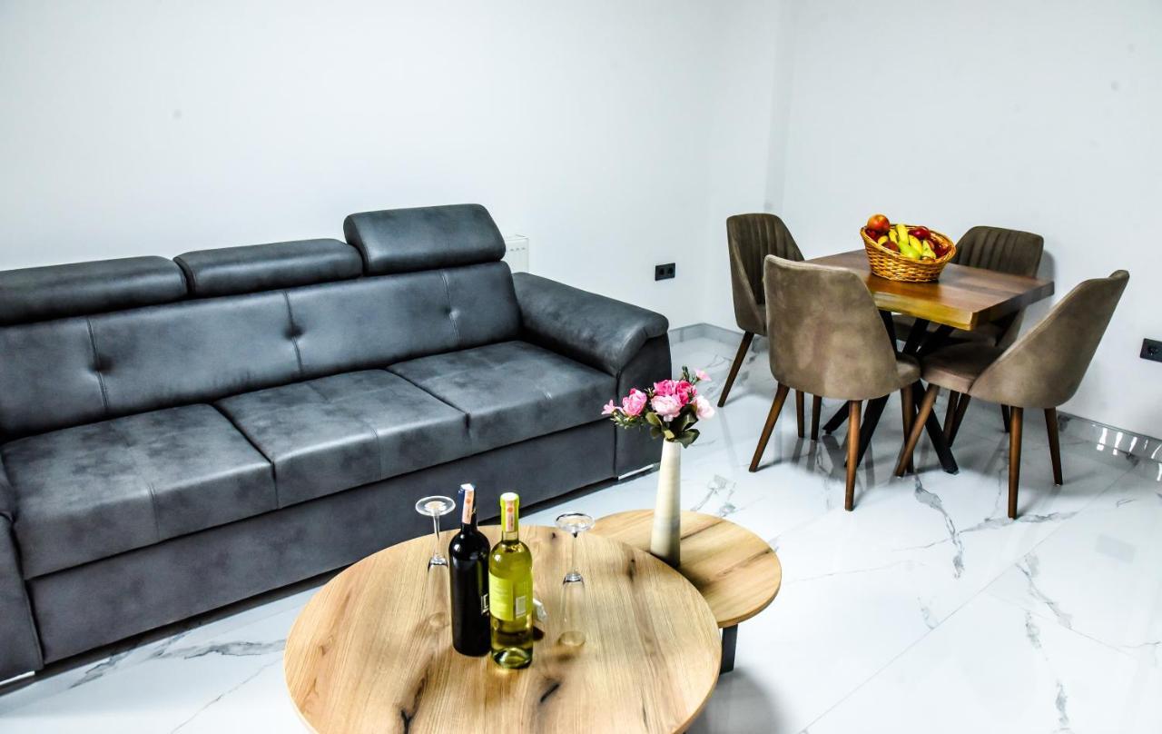 Luxury Villa M&B Tuzla Eksteriør billede